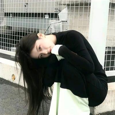 金发美人